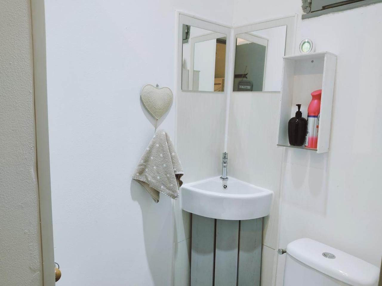 Chez Christy Chemin Des Dinots Bed & Breakfast Saint-Bonnet-de-Four Phòng bức ảnh